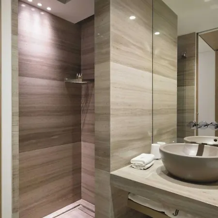 Au Petit Palais Apartment *